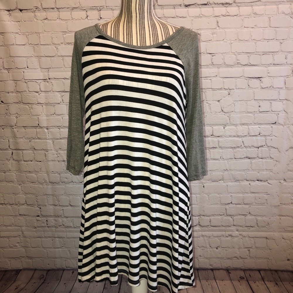 7th Ray striped dress with solid sleeves